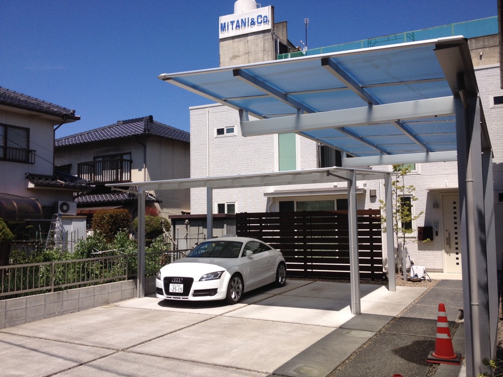駐車場・駐輪場