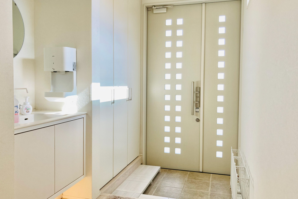 津山高校津山中学ゼミ 玄関入ってすぐの手洗い場